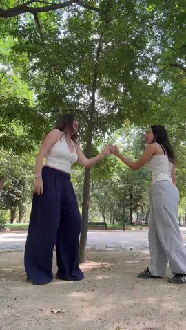 thats why we make the perfect duo #nicolewallace #claragalle #fyp @Nicole Wallace @nayla @Clara Galle 