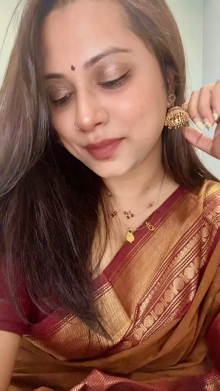 Brown and maroon made best pairs ! ✨🤎