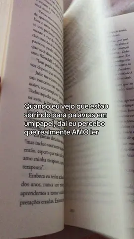 Como eu amooo🥹❤️‍🔥 #BookTok #livrostiktok #book #amoler #leitora 