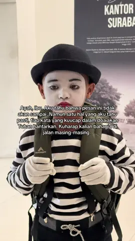 Ayah, Ibu. Aku tahu bahwa pesan ini tidak akan sampai. Namun satu hal yang aku tahu pasti, tiap kata yang kuucap dalam doa akan Tuhan hantarkan. Kuharap kalian bahagia di jalan masing-masing. #pusmashakira #egowongtuo 