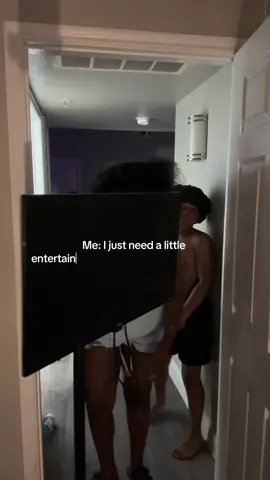 If watching PRIME while flat ironing my hair makes me EXTRA, then crown me 👑 #RealMomLife #Primevideo #thesummeriturnedpretty #SoftGlam 