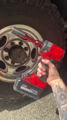Cool impact #impactwrench #milwaukee #milwaukeetools #milwaukeetool 