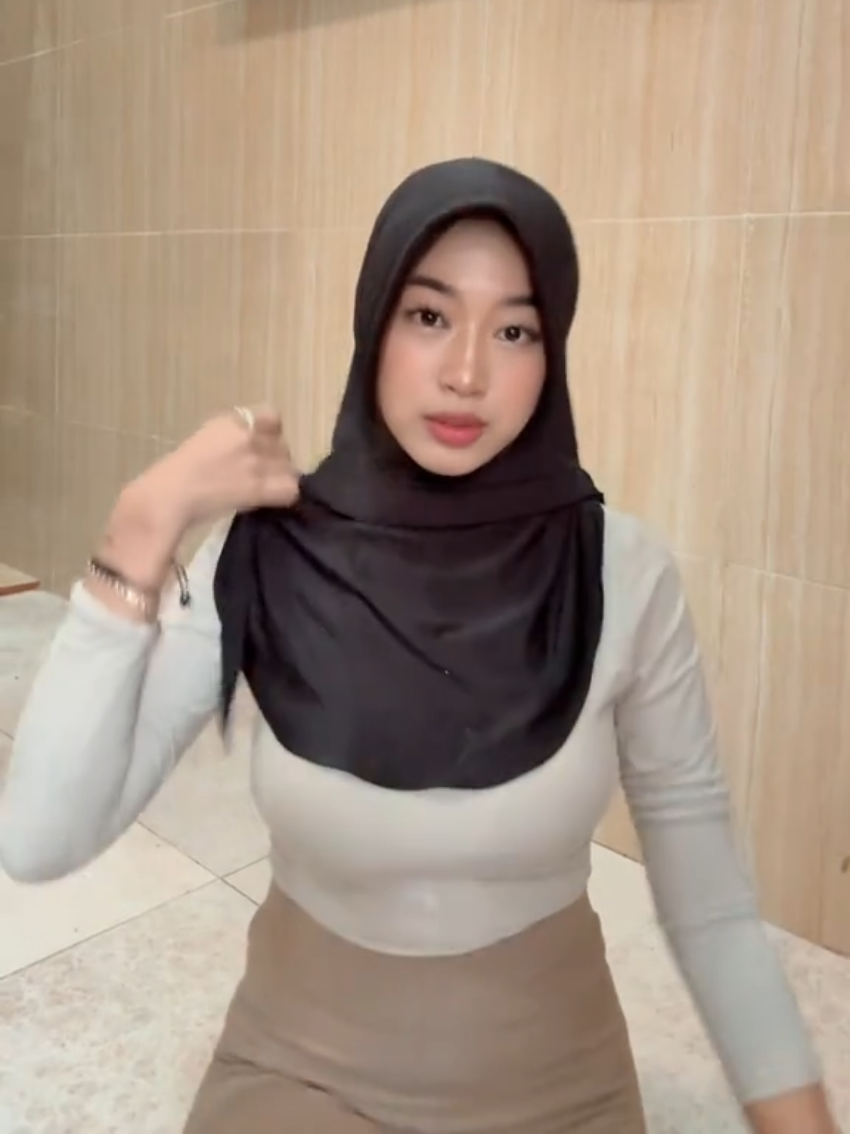 Tobrut Jahat Bikin Resah 🥵💦 #fyp #fypage #tbrt #nasikfc #foryou 