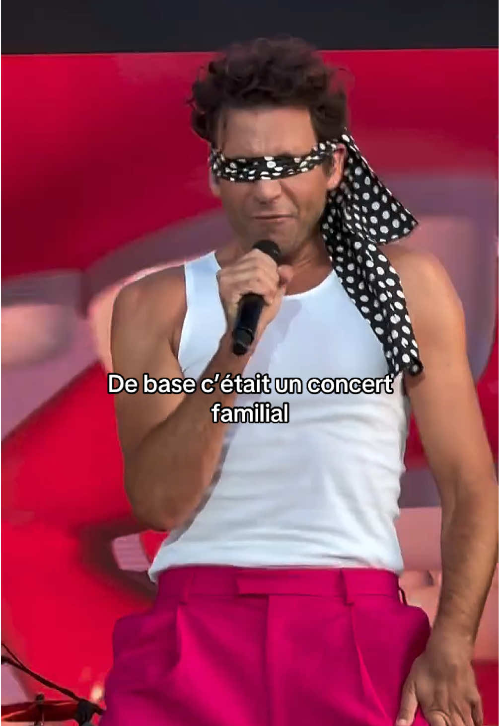 C’était le dernier concert de l’été il a pété son crâne (avec la chanson qui va avec) #mika #mikainstagram #mikasounds #ForYouFest #fyp #festivalseason #icecream 