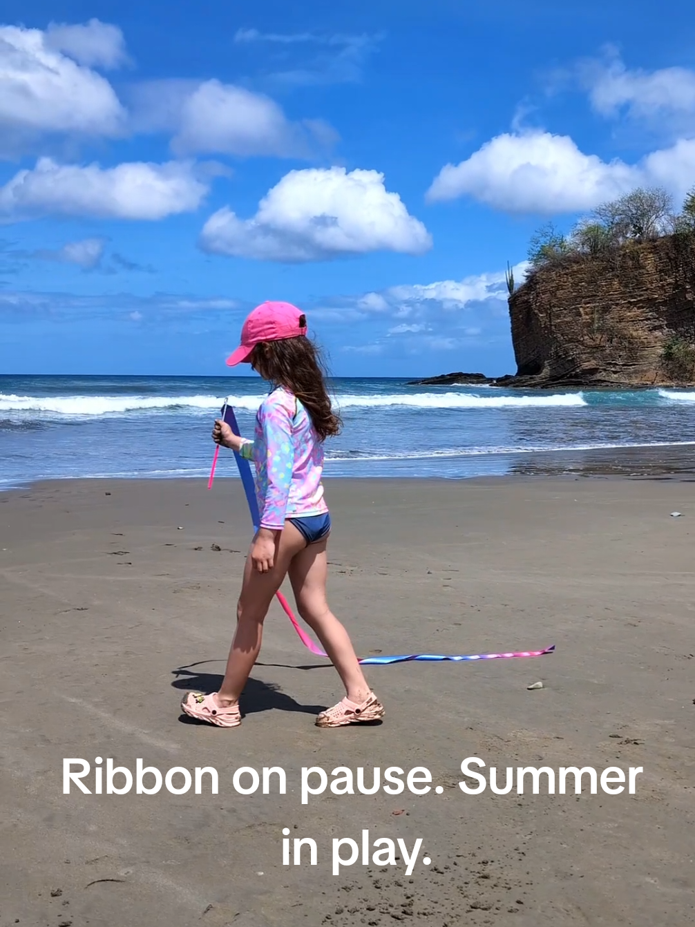 summer fun ☺️🤸🏻‍♀️ #rhythmicgymnastics  #ribbon  #rhythmicgymnast  #beachday 