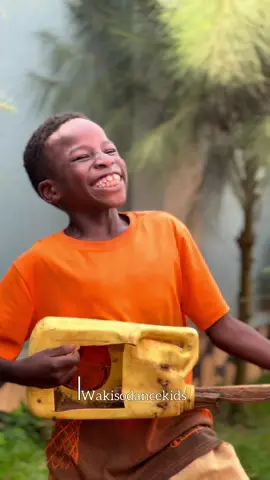 Hello 👋 to everyone watching😎 #finalcountdown -Europe #wakisodancekids #kidsdancing #foryou #90s 