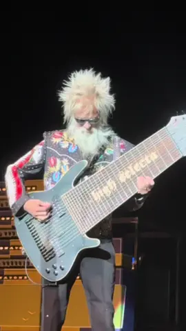 😎🎸@ZZ Top 🫵 #zztop #concerts #guitarists #80smusic #billygibbons @Billy F Gibbons 