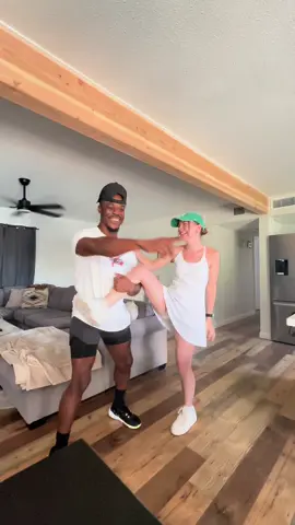 the chaos of trying these couples trends 😭😂  #coupleschallenge #epicfail #couplescomedy #marriagehumor #tiktokcouples  