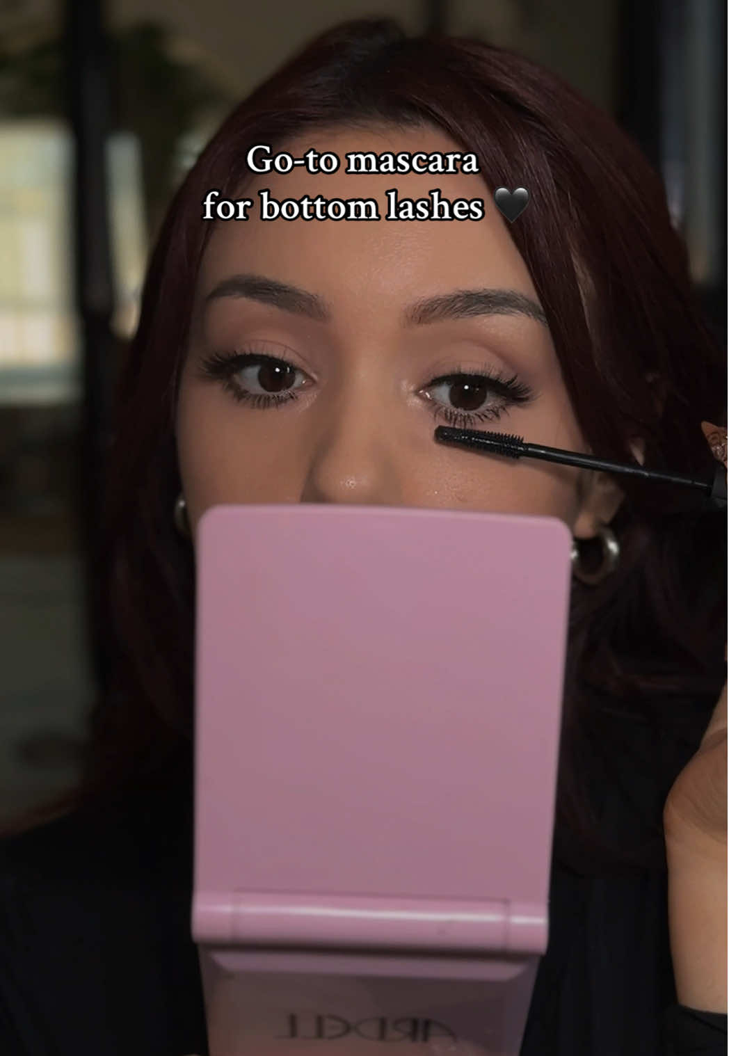 Me & my short lil lashes love this mascara🖤🩷 The wand is the perfect size , not too thick or too thin 🫶 #benefitcosmetics #benefitclubpink #mascara #makeuptips #badgalbang @Benefit Cosmetics 