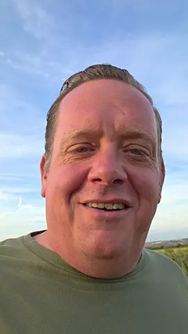 #hloidays #fyp #travel #caravan #dogsoftiktok 