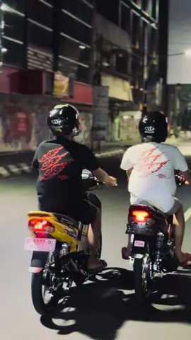 punya sahabat sefrekuensi🤩 btw bahan kecemu masih open po yukk dm!!! #twostroke #f1zr #fizr_2stroke 
