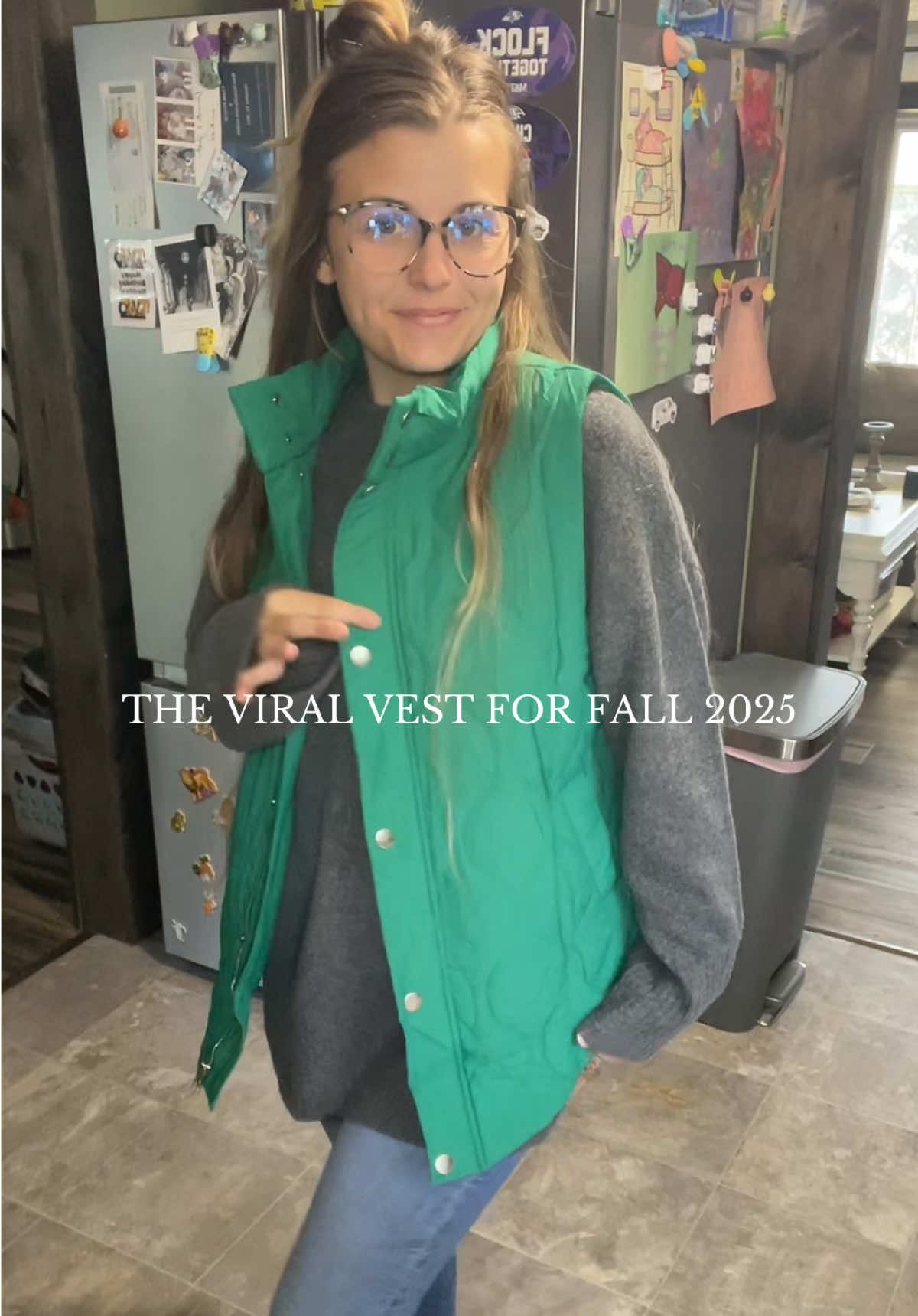 #fallfashion #falltrends #falloutfits #vest #cozyvibes 
