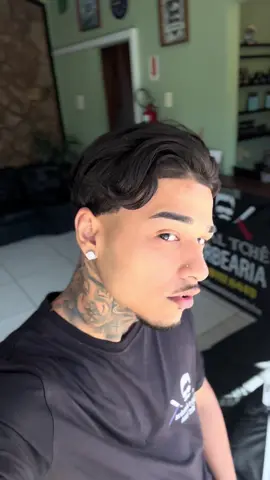 Deixar o cabelo crescer é um caminho sem volta 😮‍💨 . . . . . . . . .  #haircut #foryou #fyp #longhair #foryou 