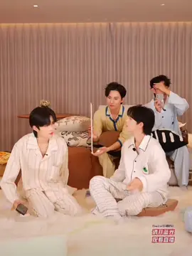 [VIETSUB CUT LIVESTREAM ABO DESIRE] Kiểm tra độ ăn ý của CP t chỉ có là thừa thải hoy, vì họ cái gì của nhau mà chả biết 🤭 #ABODesire #abodesiretheseries #kipukaqiu #eliothuang #垂涎desire 