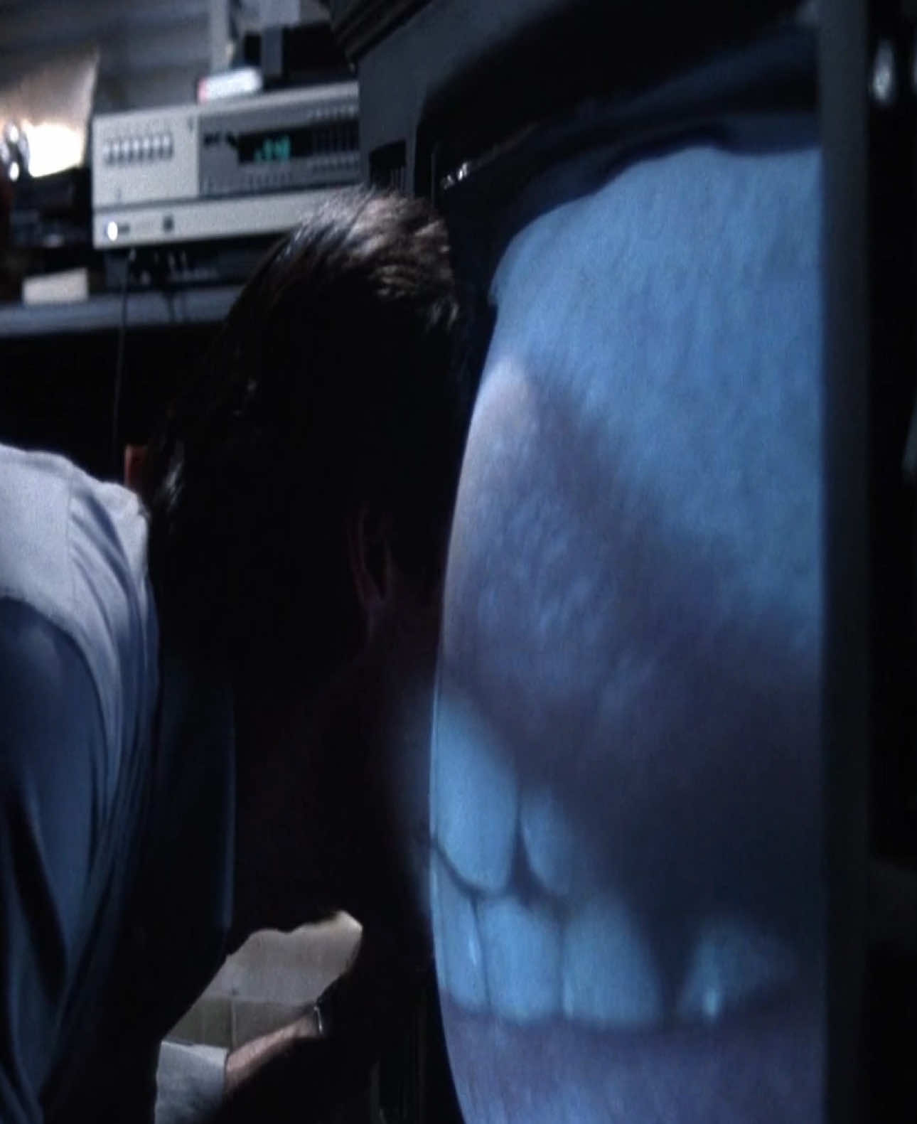 come to me 7\ #videodrome #davidcronenberg #aphextwin #fyp 