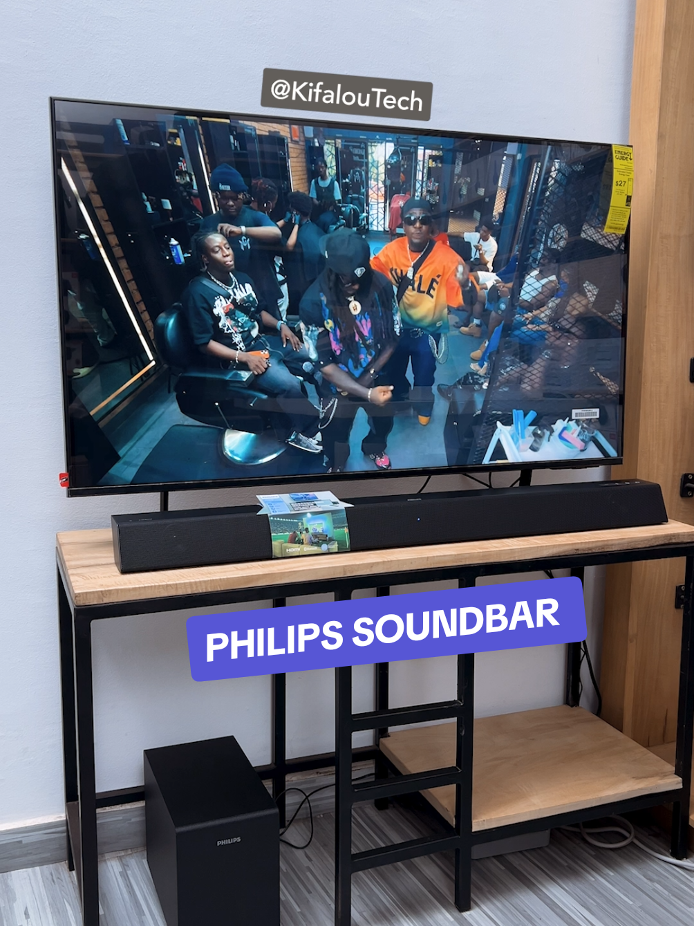 Barre de Son Philips B5305/12 80 000 Fr  - Type : Barre de son 2.1 avec caisson de basses sans fil - Puissance: 70 W RMS (2 x 15 W + 40 W pour le caisson) - Connectivité: Bluetooth 4.2, HDMI ARC, entrée audio analogique Jack 3.5 mm, entrée optique - Design: Géométrique avec option de fixation murale - Modes audio : Égalisation pour musique, cinéma, infos - Caisson de basses : Sans fil, avec technologie Bass Reflex - Dimensions: Barre de son: 900 x 65,5 x 91 mm Caisson de basses: 150 x 225 x267 mm  #barredeson #soundbar #philips #smarttv #androidtvbox 