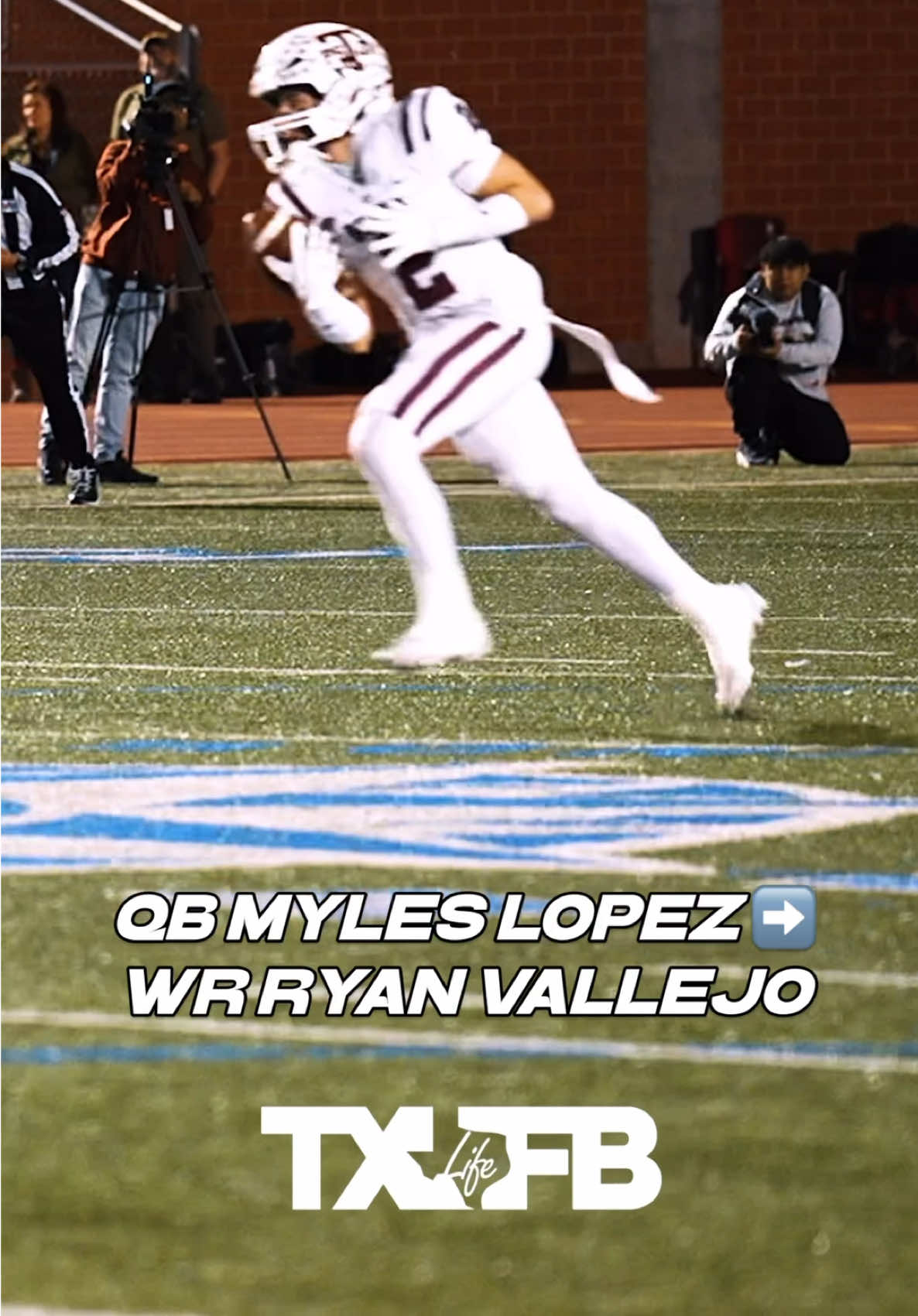 DAY 97: PSJA QB Myles Lopez throws over the middle to WR Ryan Vallejo‼️ 100 PLAYS 100 DAYS til #txhsfb Kickoff‼️ The countdown is on ⏳⏰ 🎥: Shot by Ethan #txhsfb #highschoolfootball #highschool #PSJA      
