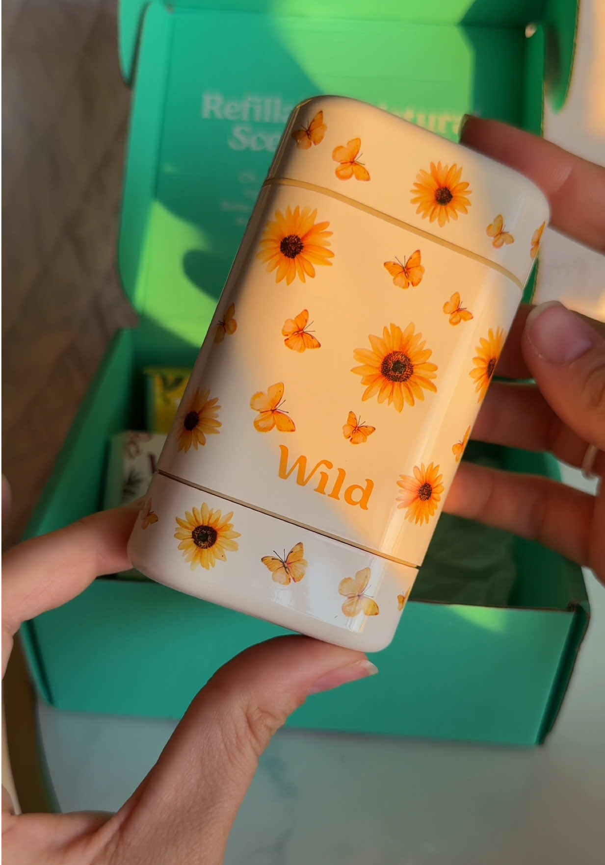 Perfect summer trio from @Wild Refill  🐝🦋🌼🫧 Use my code ANESTEN26 to get yours with a discount 💫 #wildcode #referalcode #wildrefill 