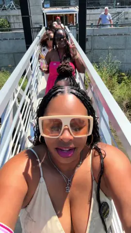 Very relaxing Gondola ride!! #agizaqueenfire #fypシ #followme #E #gondolaride #napavalley 