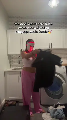 Sunday resets go HARD in the barbosa house😩😩😩 #girls #cleaning #relatable #sundayreset 