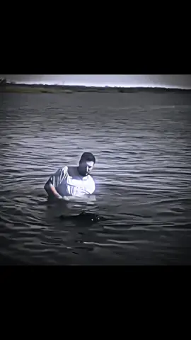 #ColdMoments   #WinterVibes   #FrozenFeelings   #ChillyNights   #ColdDaysWarmHearts              