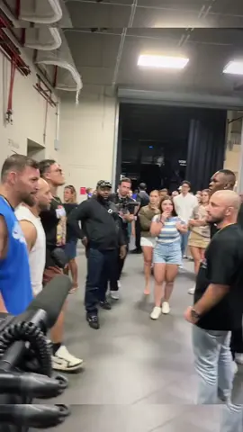🇧🇷@fightngnerds vs rivais 😎💪👏 . #ufcfightnight #ufcshanghai #brianortega #UFC #mma 