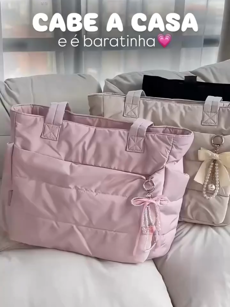 ✨️ Bolsa grandona e super levinha sua nova favorita! cabe de tudo e não pesa nada e combina com qualquer look #bolsa #shopee #achadinhos #bolsafeminina 