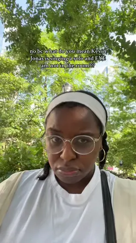 as a kevin girlie…grandma not mad… grandma just hurt fr😭 #jonasbrothers 