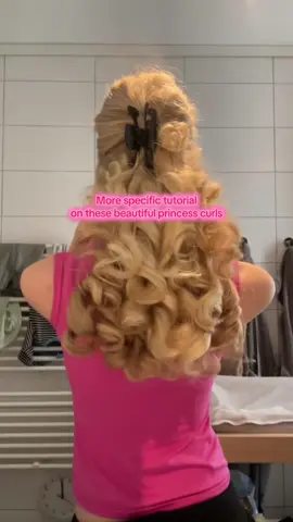 More specific princess curls tutorial 🤩💕 #princesscurls #tutorial #foryou #heatlesscurls 
