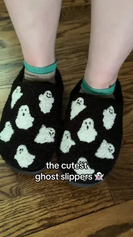cutie ghost slippers! #ghostslippers #houseshoes #halloween #spooky #spookyfinds 