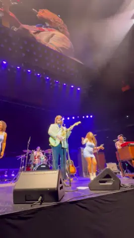 Night ✌️ with @Chris Stapleton in Denver 🎥: @guacarowley 