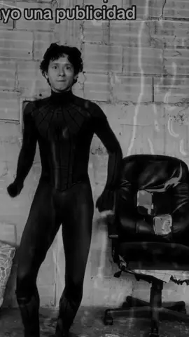 Estoy cansado jefe ( Aguanta unos 7 Años mas ) #spiderman #tomholland #fyp #humor 