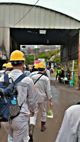 keseharian#helmkuningimip👷 #imip #gadisimip❤❤ #fyppppppppppppppppppppppp 