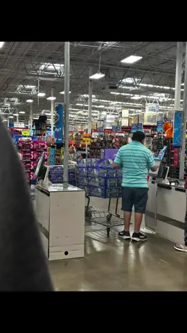 This is why the Witch’s Brew is always OOS! #alani #alaninu #energydrinks #sams #witchsbrew 