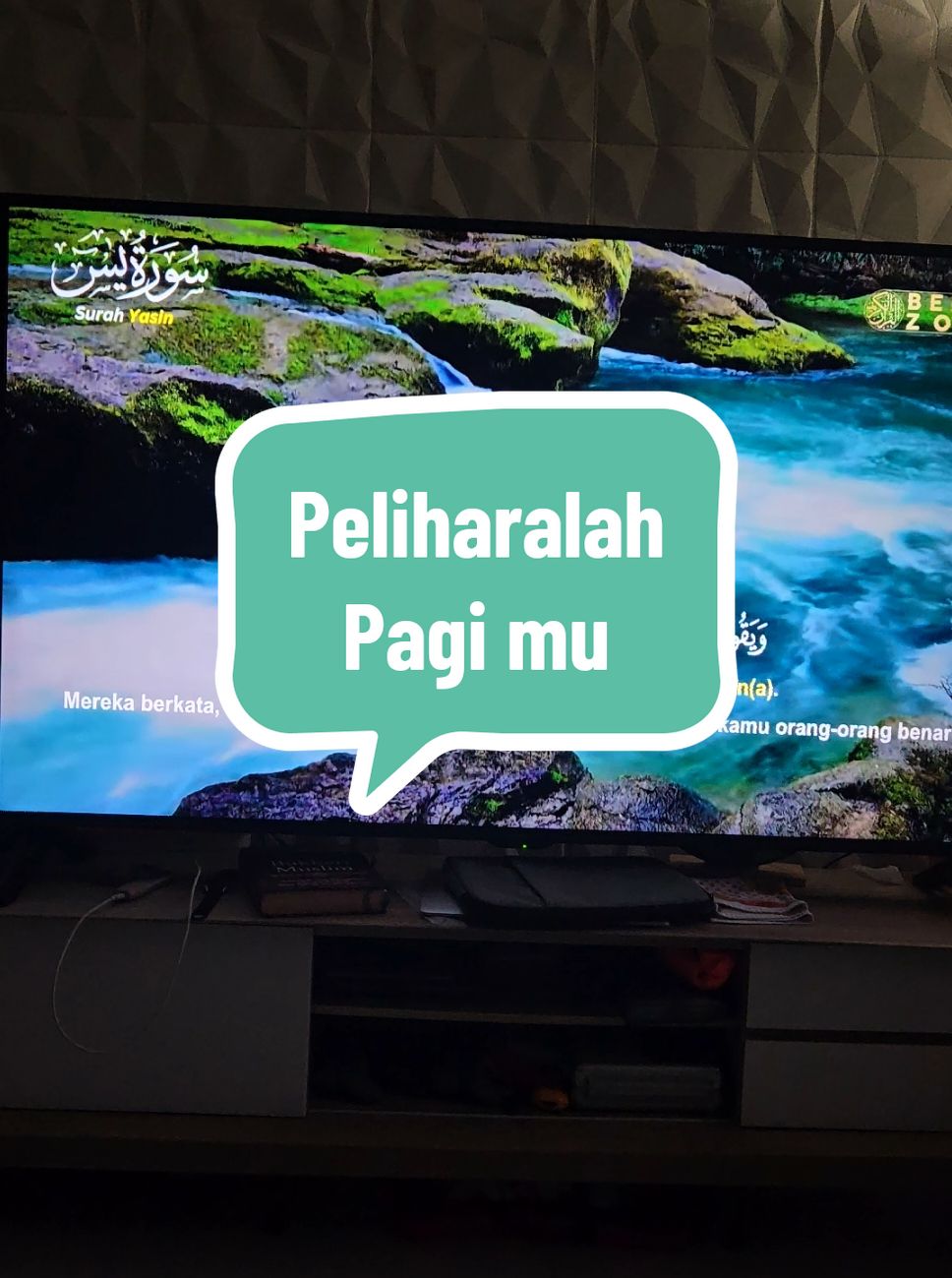 pagi begitu cepat terang seperti doa doa kita yang satu persatu dijawab.. dipanjatkan ketika gelap hingga matahari kembali terbenam lagi.. Peliharalah Pagi mu.. . . #sahabatlawas #sahabatenergiku #PerjalananHidup #BelajarJadiLebihBaik #inspiration 