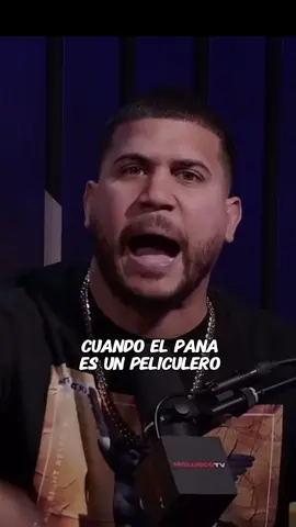 Siempre hay uno en el corrillo😂#viral #fyp #parati #PR #clips 