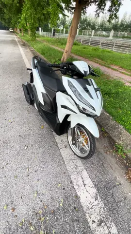 Kiếm đoàn off mẫu sơn mùng 2/9#mausondinh #vario125#vario125 #xh 