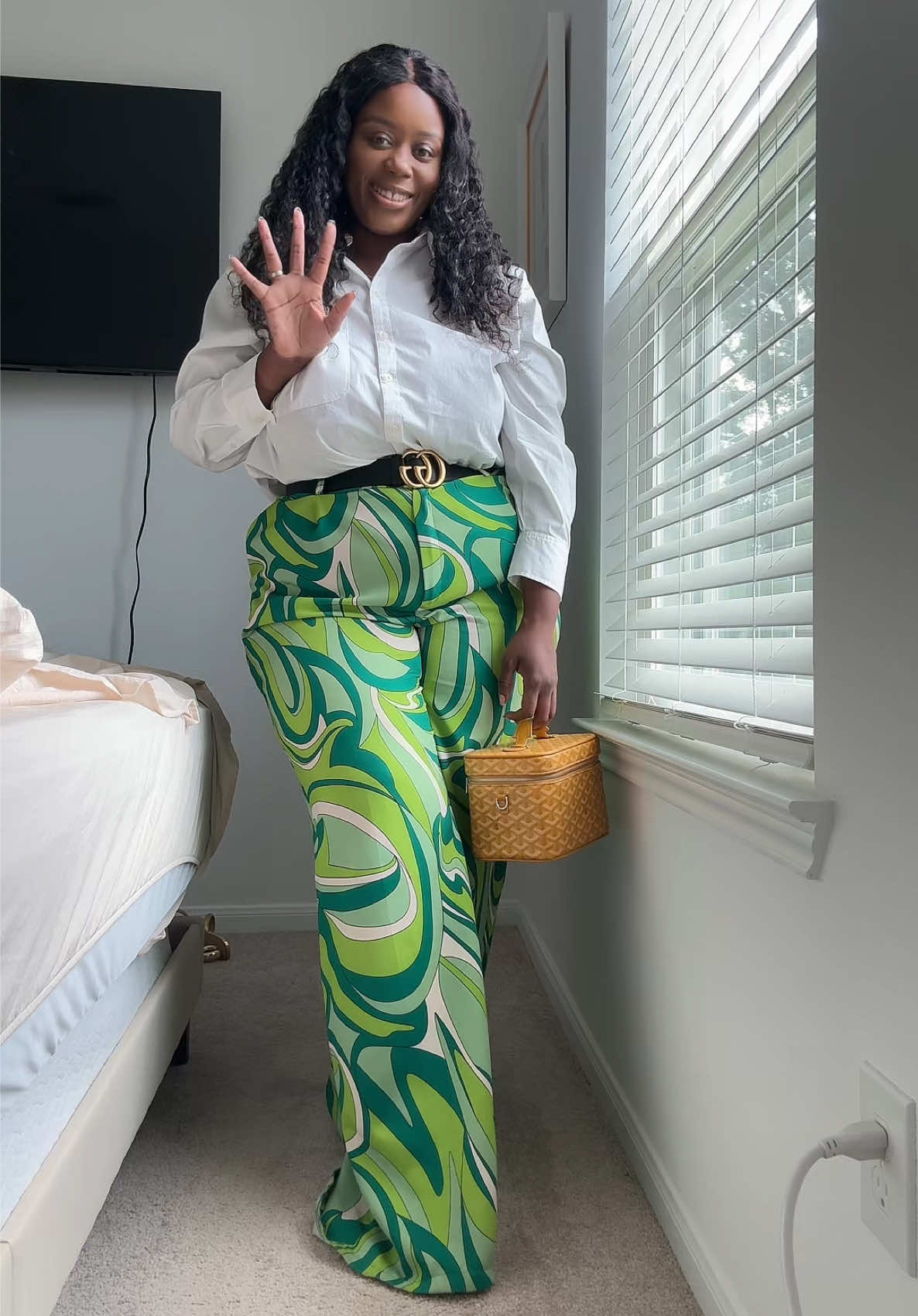 Ootd of the day. My audio isn’t so great but yall get the point.  @boohoo @Fashion Nova  #OOTD #ootdplussize #plussizeedition 
