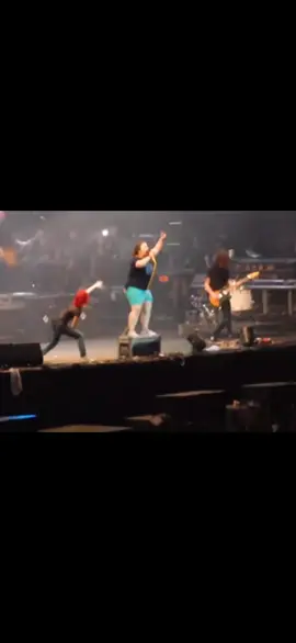 misery business - paramore  #hayleywilliams #paramore #emo #miserybusiness 
