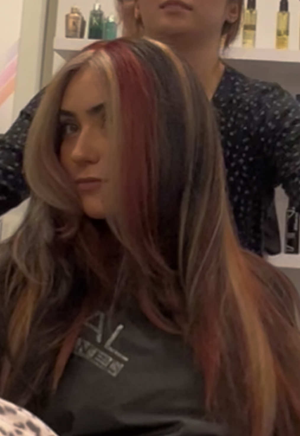 I’m in loveee ✨ with this hair transformation  A little bit of calico a little bit of bratz doll  Very much her very much the moment  #haircolor #latina #calico #healing #explore 