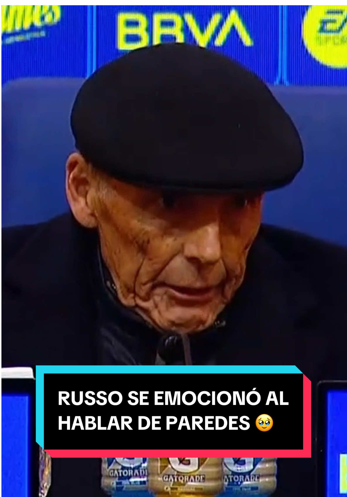“ES UNO DE LOS MEJORES JUGADORES QUE TUVE” ⭐️ Miguel Ángel Russo, a los pies de Leandro #Paredes tras la victoria de #Boca ante #Banfield 🟡🔵 #TikTokDeportes #Futbol  