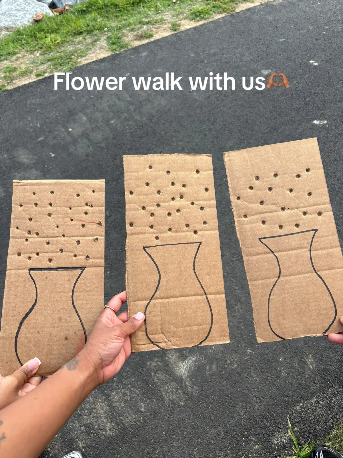 Credit to @jada🍓 🫶🏽 #flowerwalk #family #flowers #familytime #fyp 
