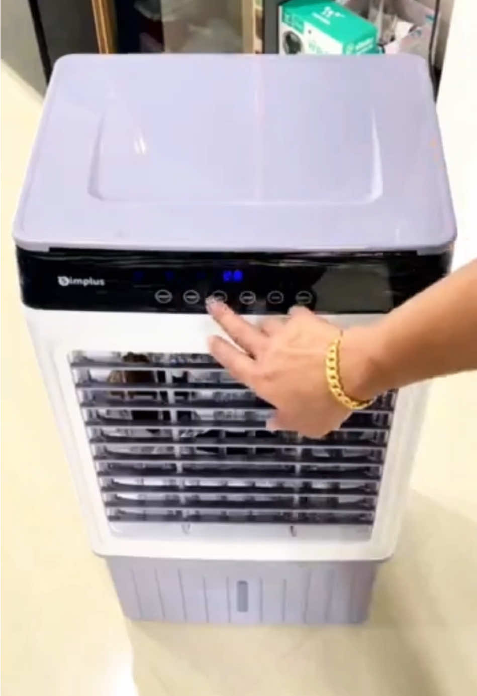 Trước giờ mình luôn tin tưởng SimplusVN vì giá tiền của hãng luôn đi kèm với chất lượng! Quạt Điều Hòa Làm Mát Điều Khiển Từ Xa Simplus LFSH005, Bình Chứa Nước 24L, Hẹn Giờ 12 Tiếng, 3 Chế Độ Quạt Và Tốc Độ Gió Mạnh #minhshop 