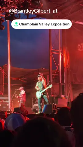 Winding summer down with  #brantleygilbert #explorevt #explorevermont #vermont #champlainvalleyfair 