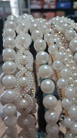 Vídeo sobre acessórios para cabelos #Tiara #Pérola #super #delicada 