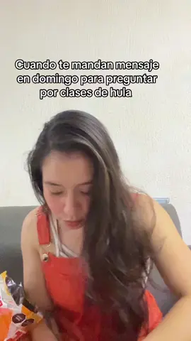 Domingo tranquila en casa jajaja 