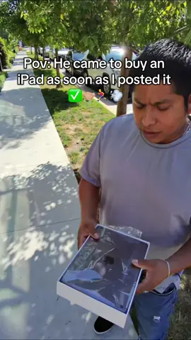 Love me some quick sales ✅🤝🏼💵 #Phoneflipping #reseller #oc #fyp #fypシ 