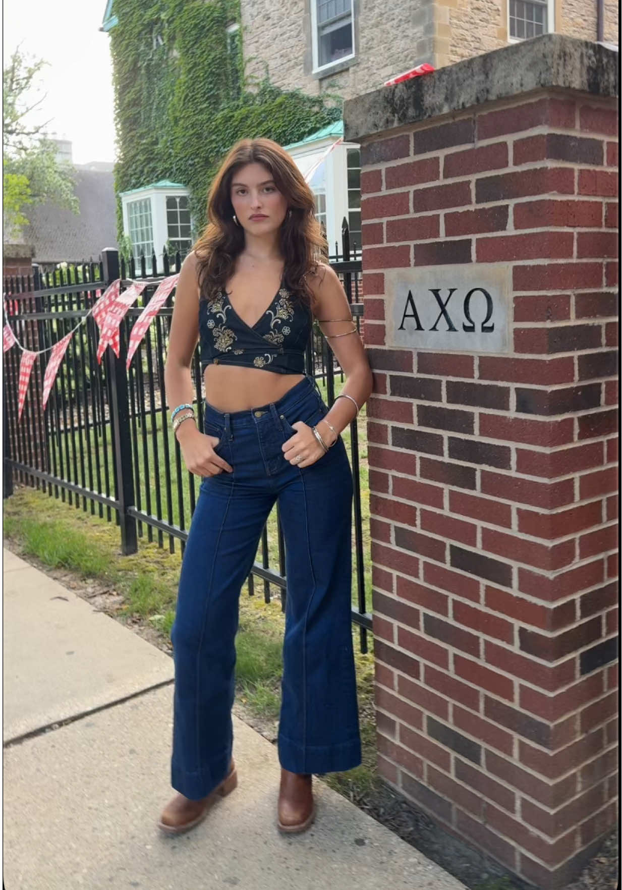 Sisterhood made to last 👖 @Gap @KATSEYE #axo #sorority #wisco #katseye #wisconsin