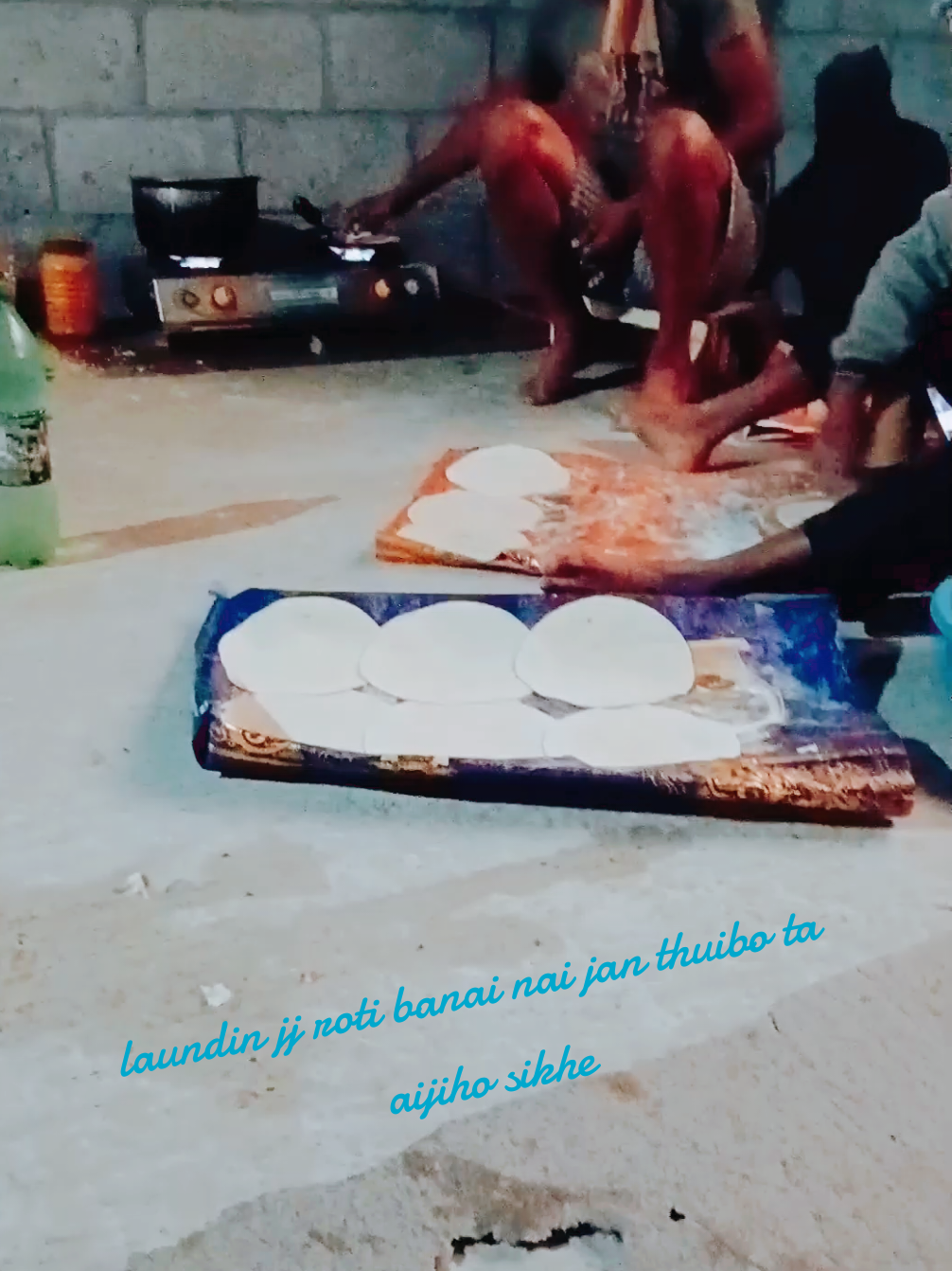 Kam kare aibo ta roti fe banaik parat yll 🥺@asmita__588 @ℳℜร꧁𒆜A~Raza Boss ࿐ @Dalli Queen 