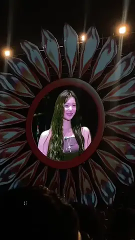 kamu aja mau nangis,apa lagi kita Carmen 😭💙💙🌴 #carmen #hearts2hearts #h2h #Lalafest #lalafest2025 